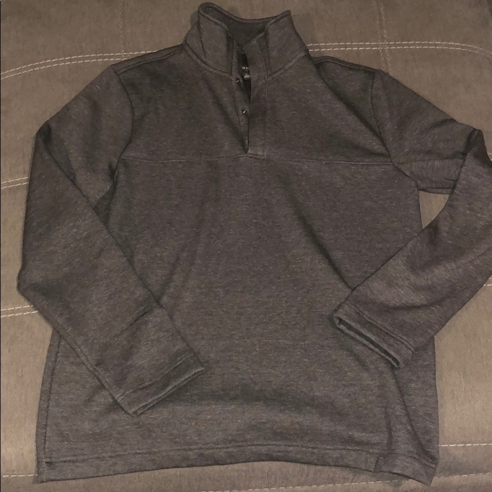 Brand new gray banana republic sweater